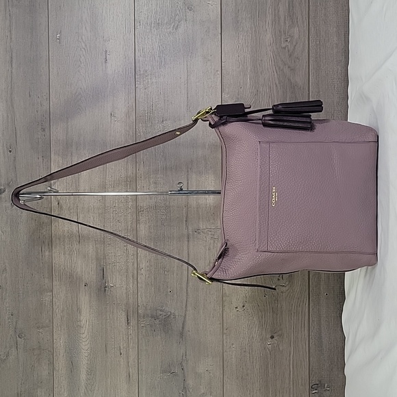 Coach Handbags - Coach Pebbled Leather Crossbody Shoulder Bag Purse Purple Mauve Violet 25678